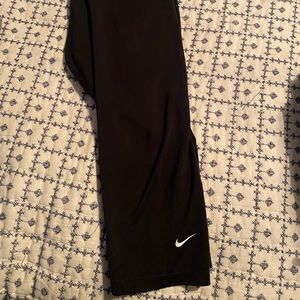 Nike black workout capris.  2xl